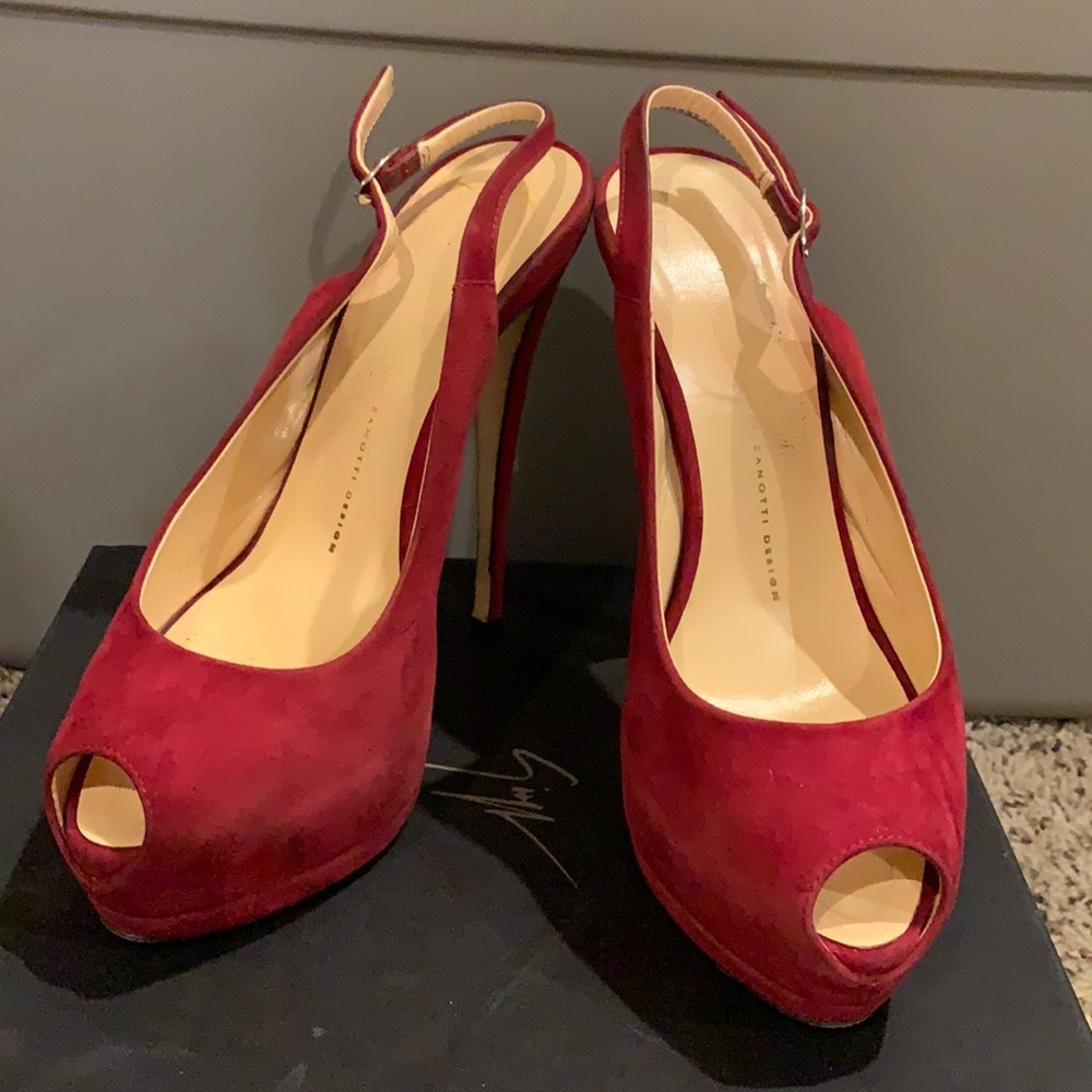 Zanotti red suede pumps - size 39